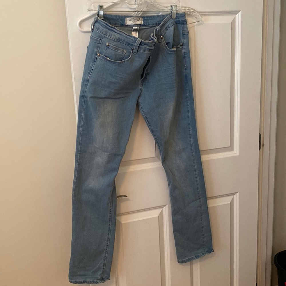 Free planet jeans